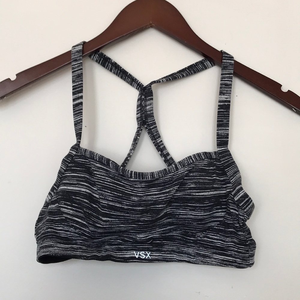 🔻Sold🔻Victoria’s Secret Sport Underwire Sports
